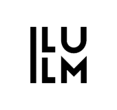 Illum's logo, en af Visual Displays kunder inden for kønummersystemer til butikker