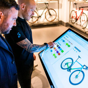 Lej et interaktivt touch-bord til messer og konferencer
