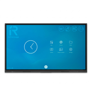 Touch display set forfra på hvid baggrund
